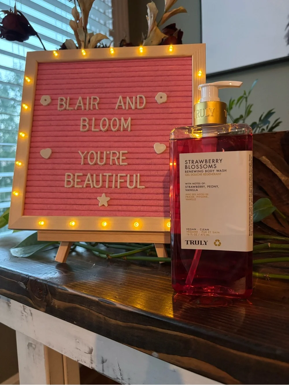 Truly Beauty Strawberry Blossoms Renewing Body Wash